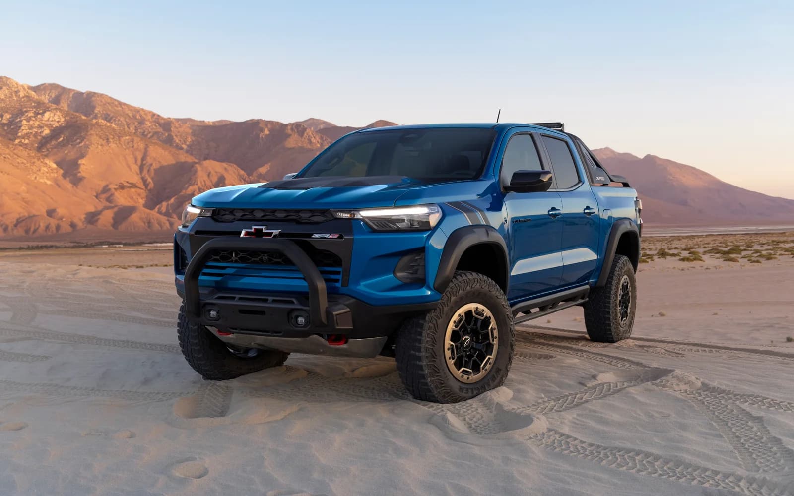 Chevrolet Colorado (3rd gen) Z71 / Trail Boss / ZR2 4x4 — 2023–