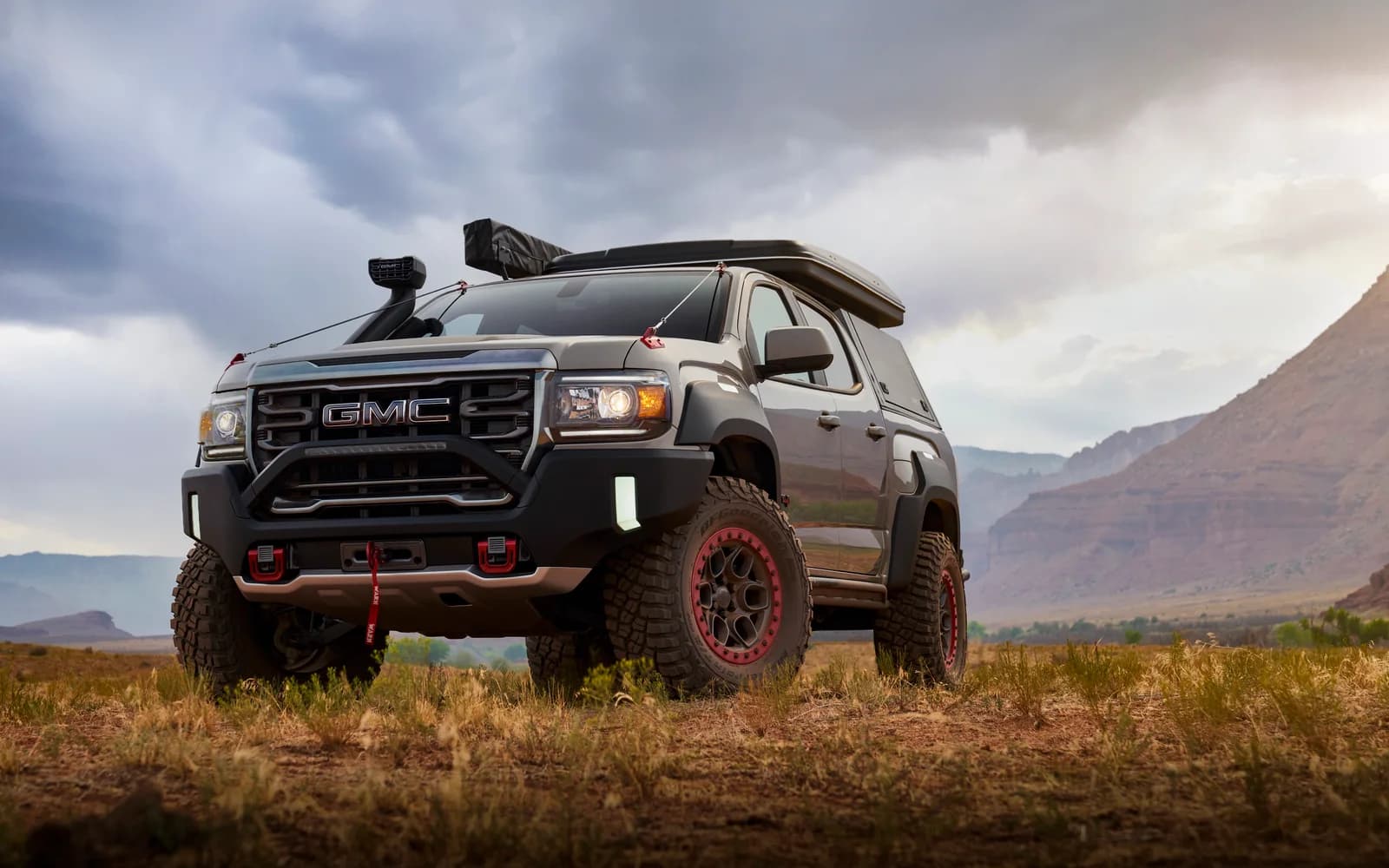 GMC Canyon (2nd gen) AT4 4x4 — 2021–2022
