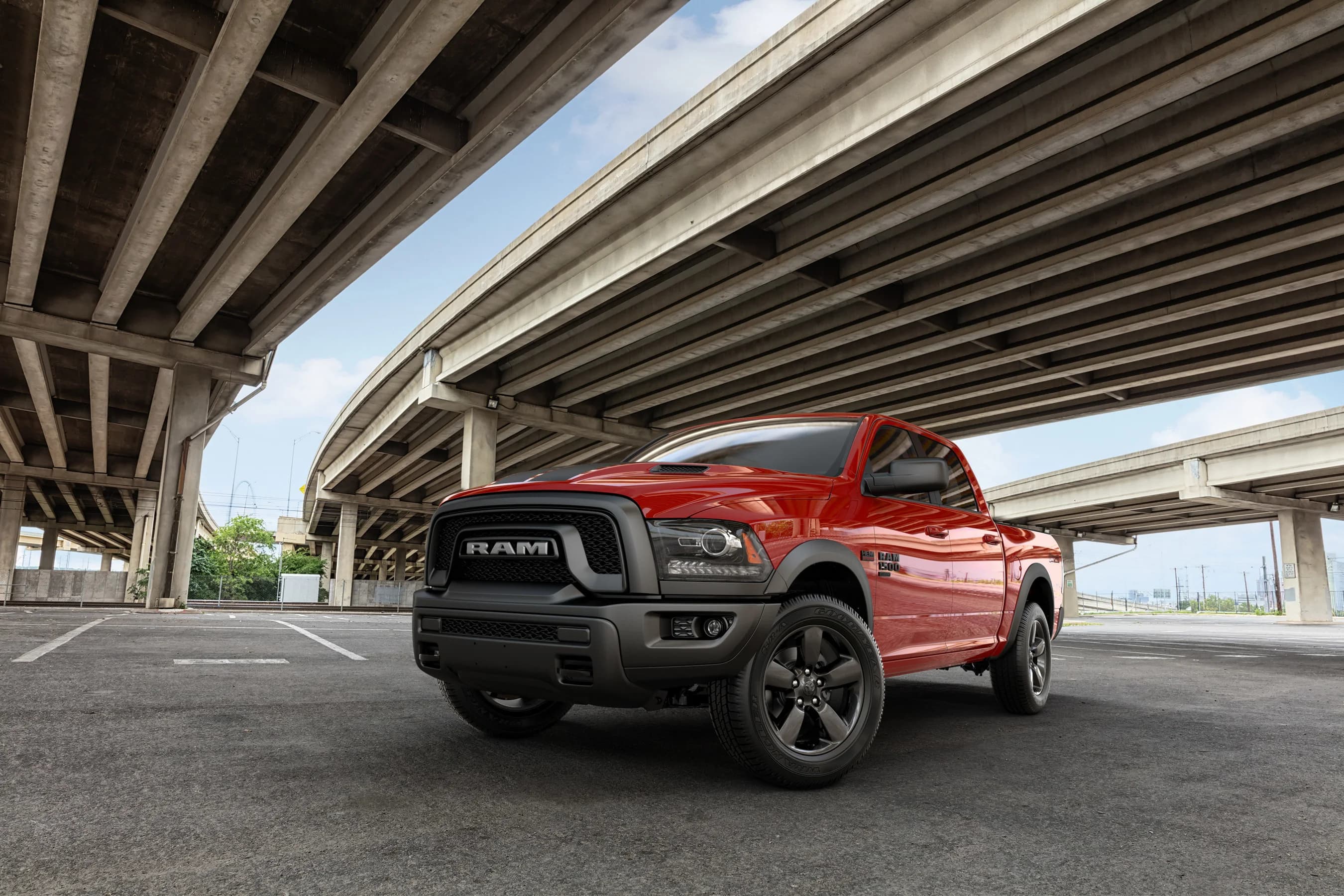 RAM 1500 Classic Warlock (Off-Road Pkg) 4x4 — 2019–2024